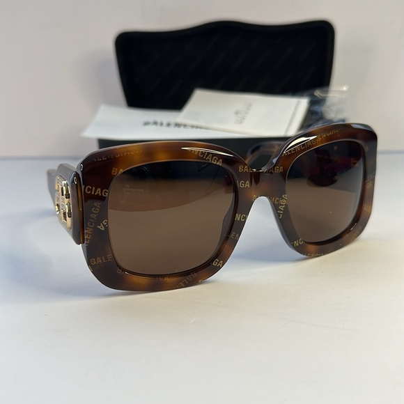 New Authentic Balenciaga
Women's BB0069S 53mm New Havana Rectangle Sunglasses - Picture 4 of 13